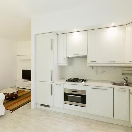 Comfort Suites Garibaldi Milánó Szoba fotó